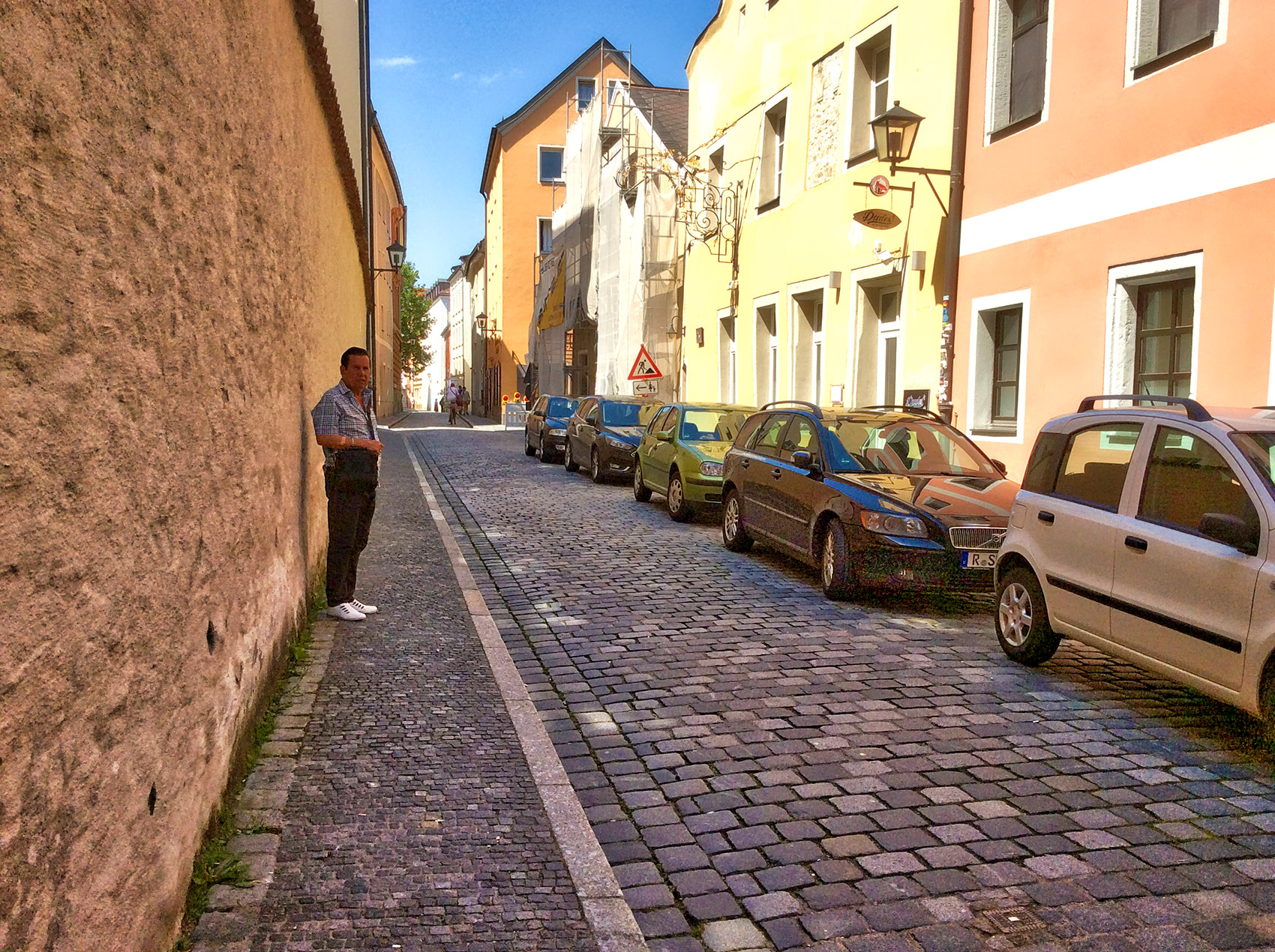 Regensburg Street Walker